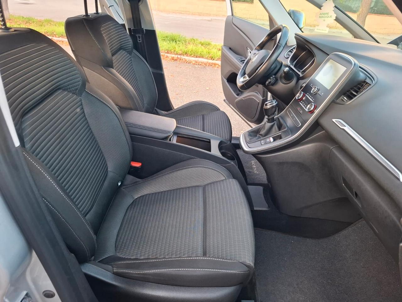 Grand Scenic 1.5 dci 2018 7 POSTI SOLO 114.000 KM