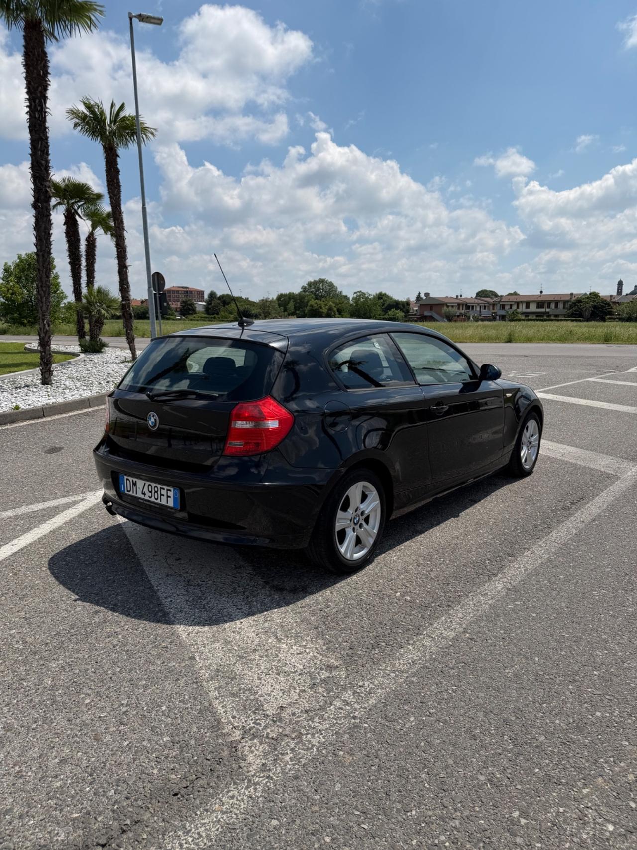 Bmw 118 118i cat 3 porte Eletta