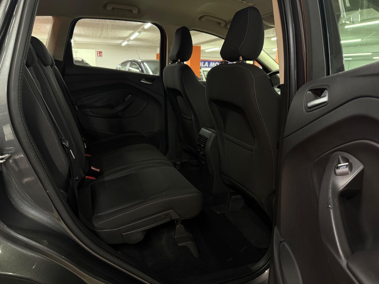 Ford Kuga 1.5 TDCI 120 CV S&S 2WD Titanium