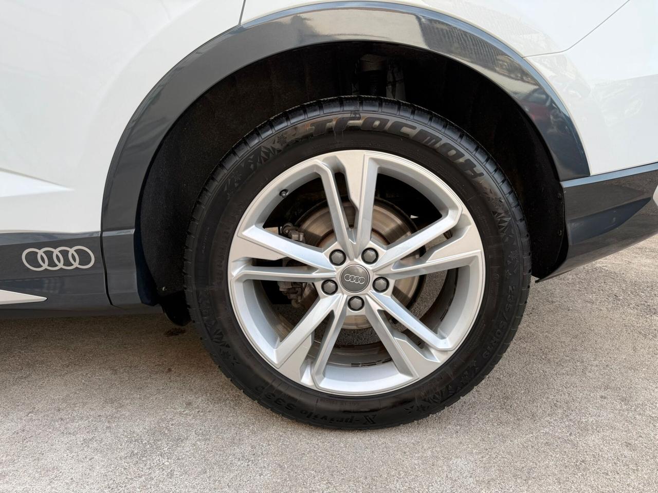 Audi Q3 SPB 40 TDI S tronic quattro edition