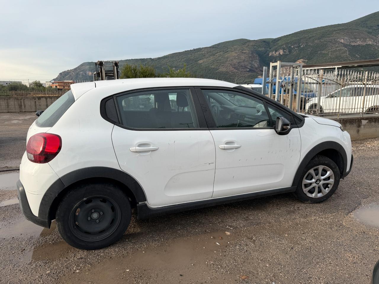 CITROEN C3 2022 1.2 BENZINA 83 CV *SINISTRATA