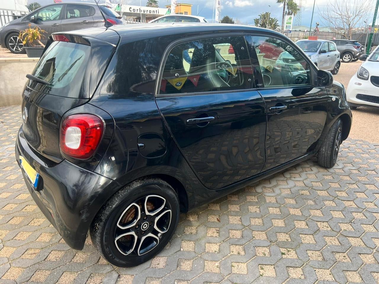 Smart ForFour 70 1.0 Youngster