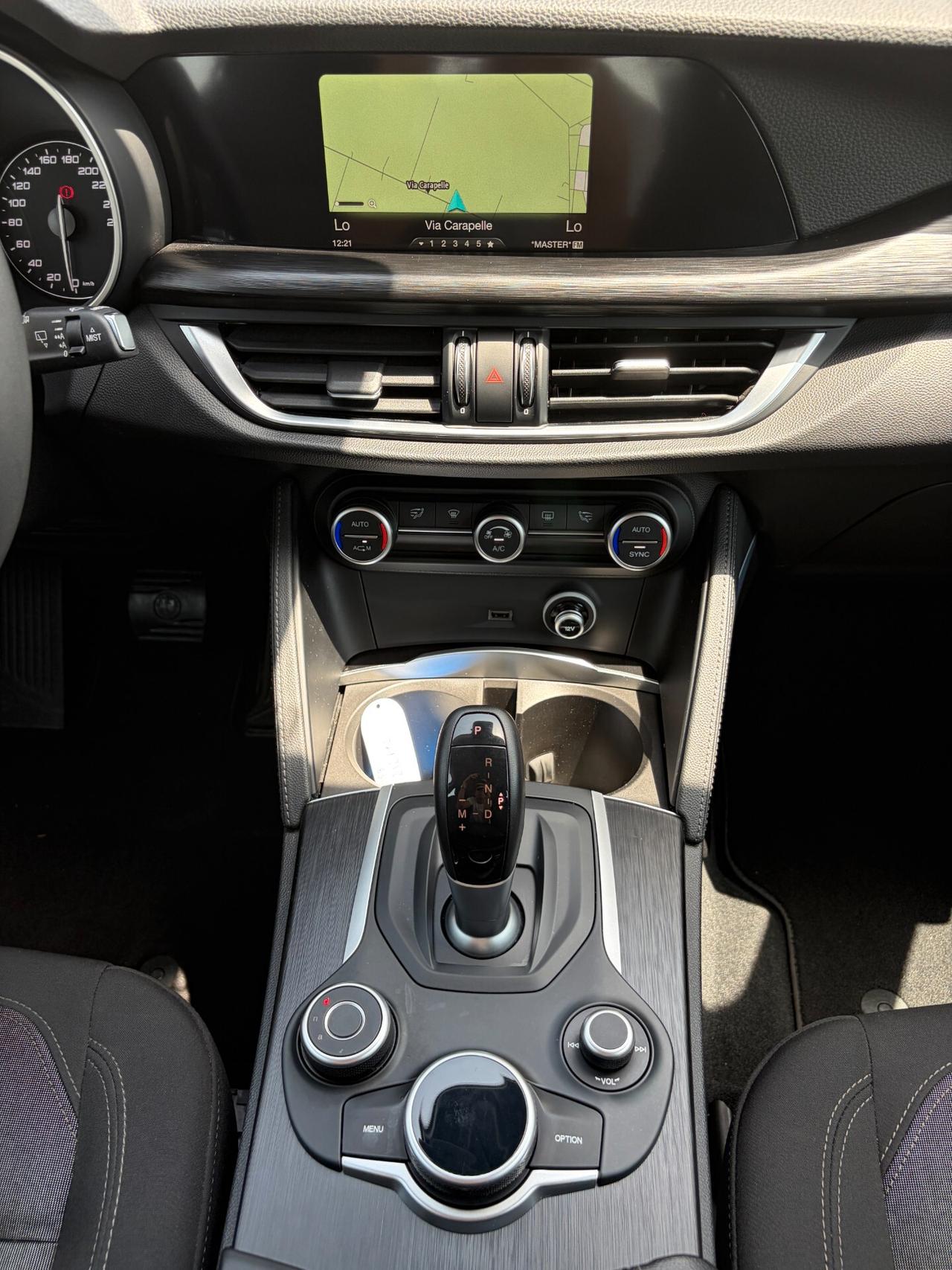 Alfa Romeo Stelvio 2.2 Turbodiesel 190 CV AT8 RWD Business
