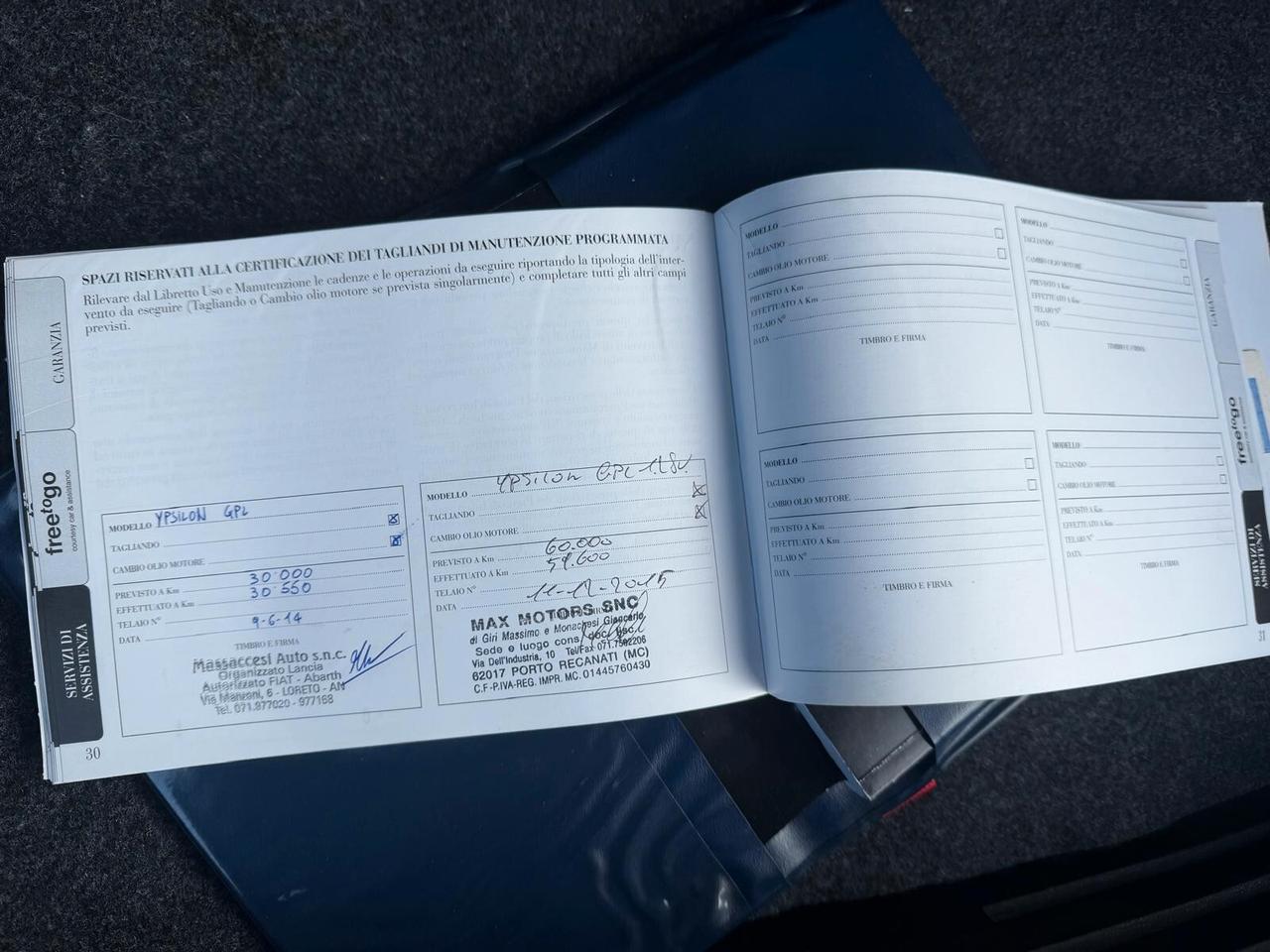 Lancia Ypsilon 1.2 69cv GPL Ecochic Gold