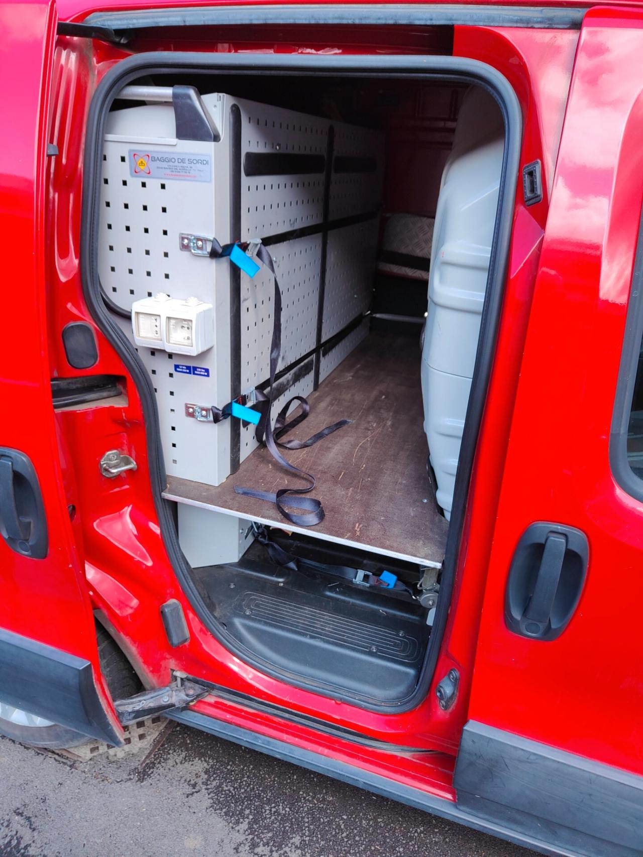 Fiat Fiorino 1.3 MJT 95CV Furgone Adventure E5