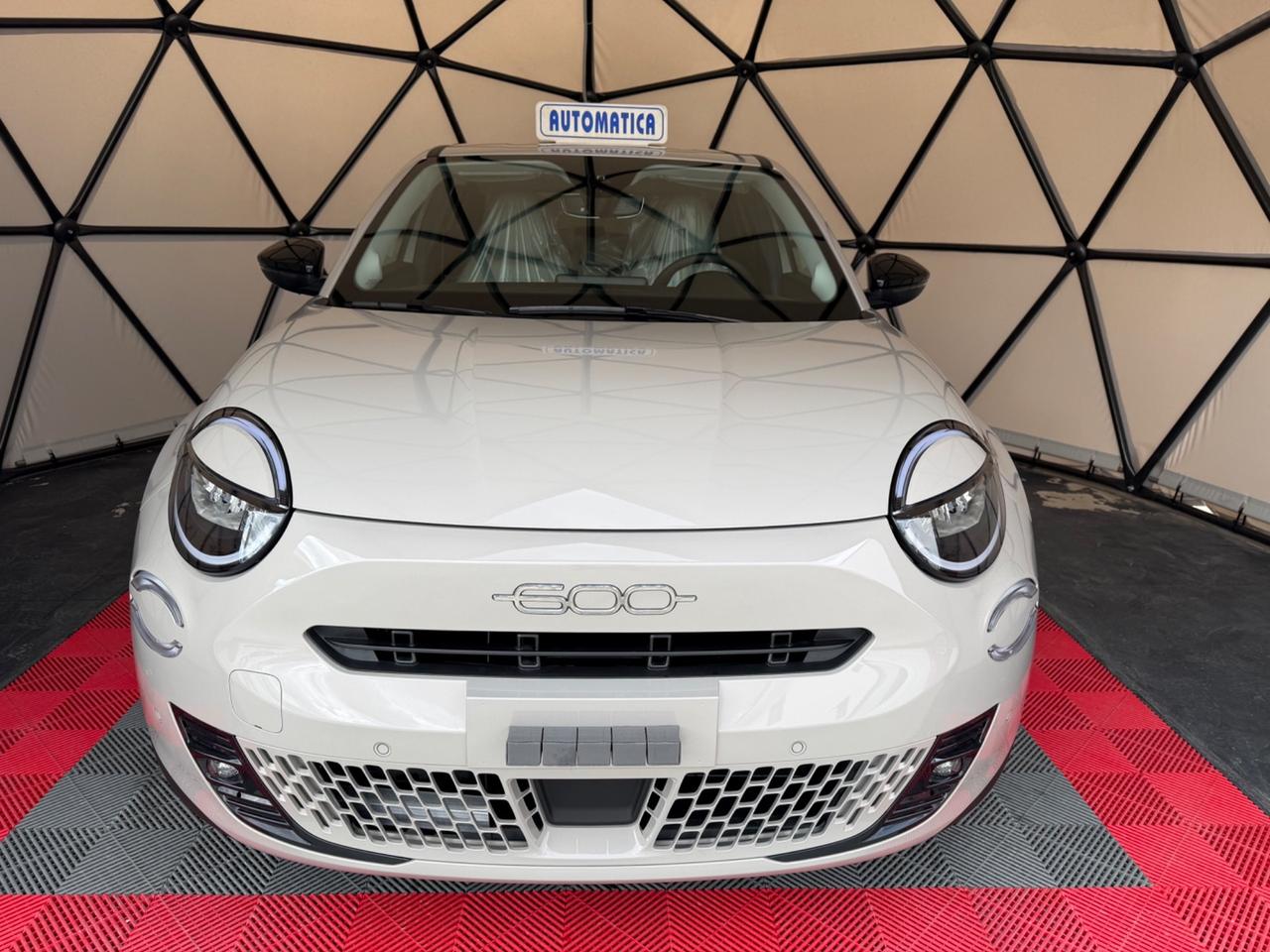 Fiat 600 Hybrid 110 CV DCT MHEV La Prima