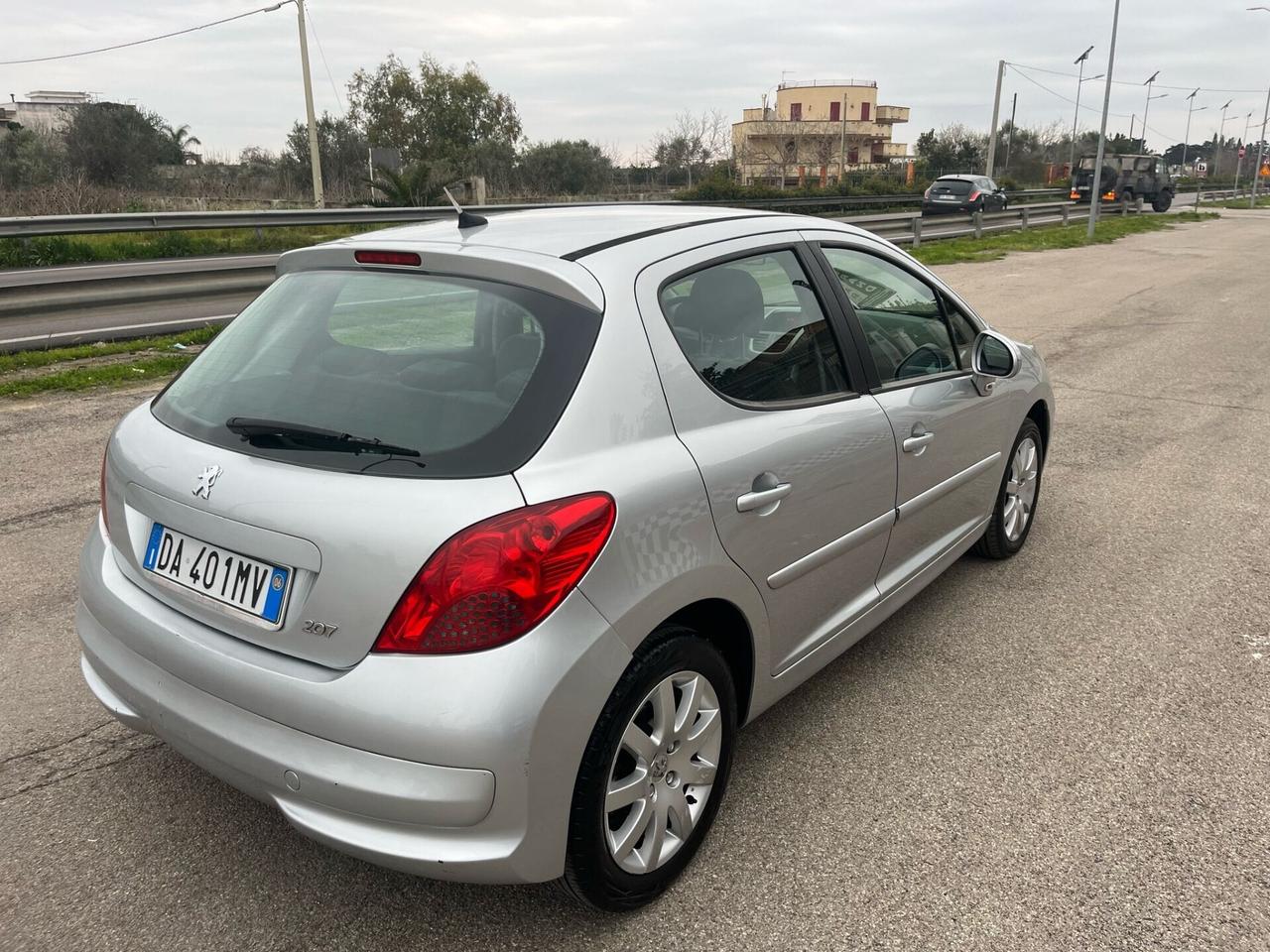 Peugeot 207 1.6 HDi 90CV 5p. XS