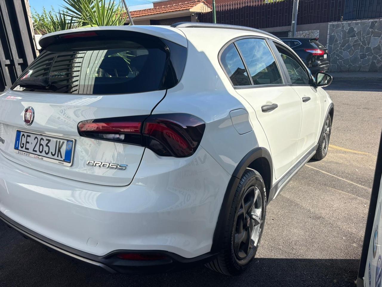 Fiat Tipo 1.6 Mjt S&S 5 porte Cross