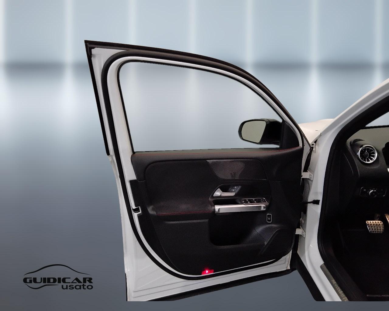 Mercedes-Benz GLB - X247 2019 - GLB 200 d Premium auto