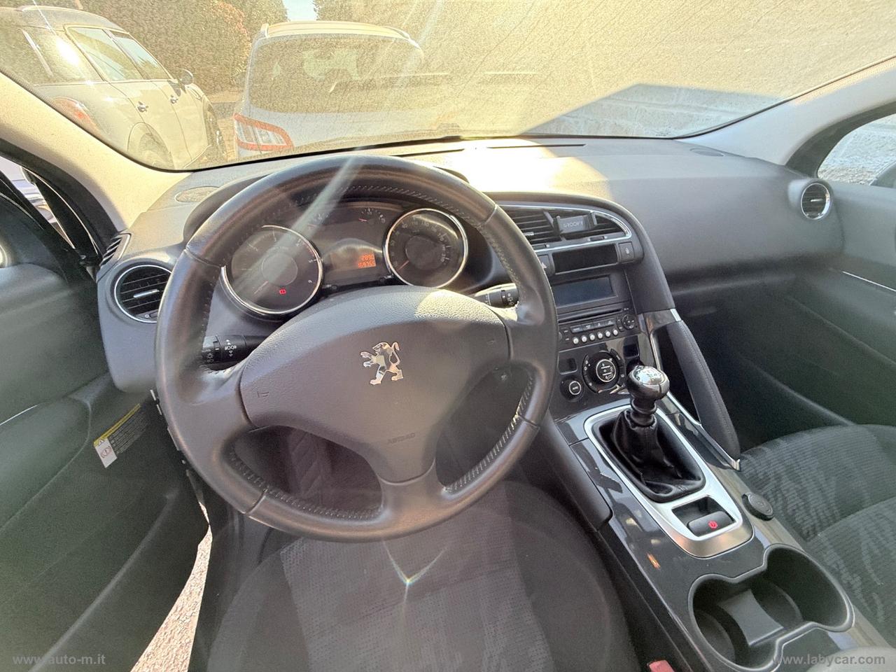 PEUGEOT 3008 1.6 HDi 112 CV Tecno