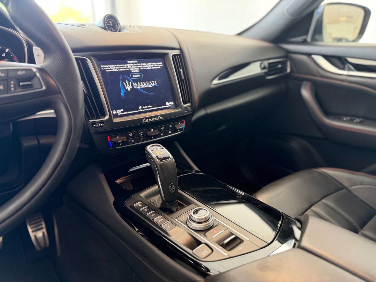 Maserati Levante GranSport 3.0 V6 #10004