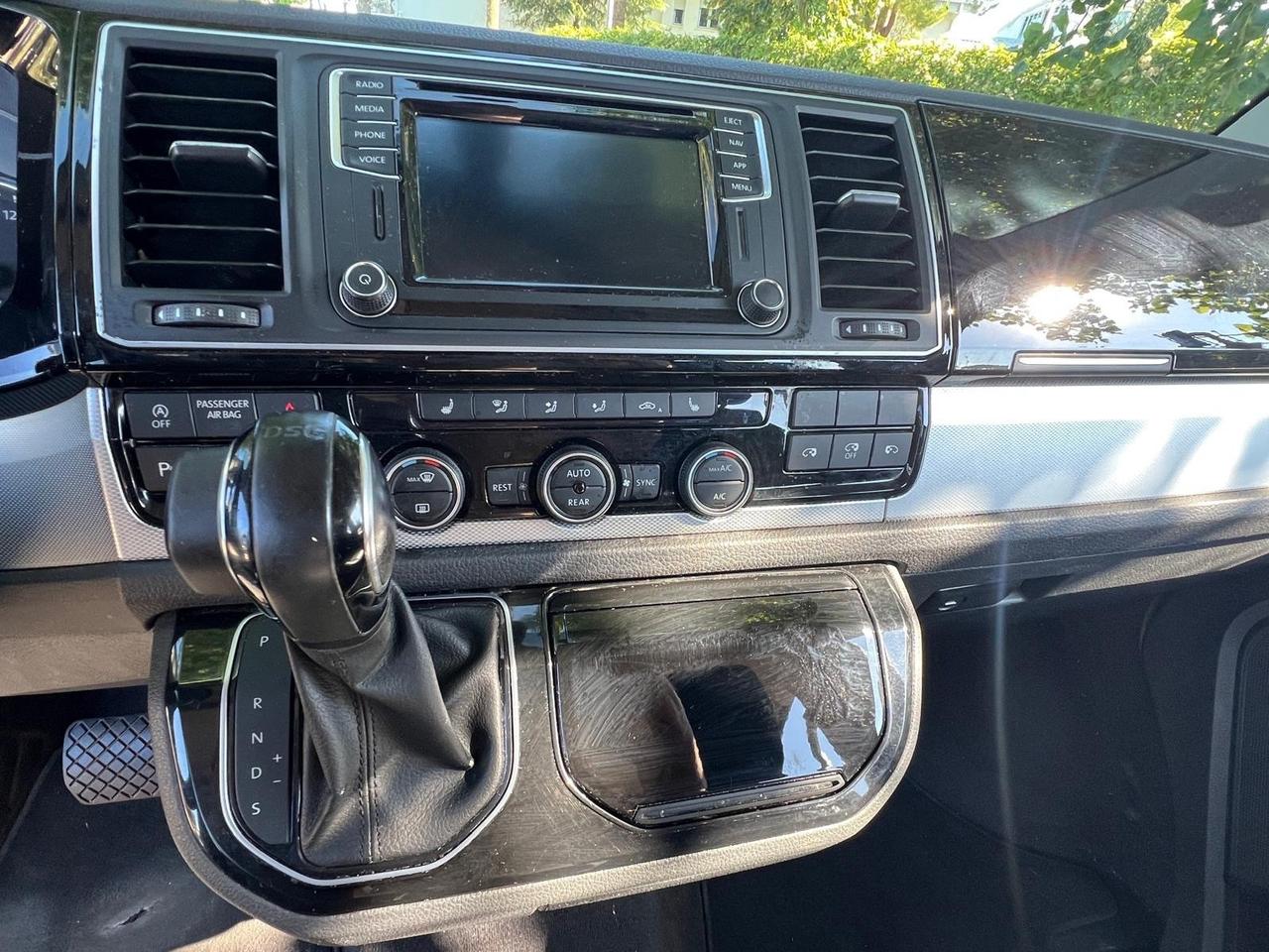 Volkswagen Transporter 2.0 TDI 150CV DSG PL Kombi Business