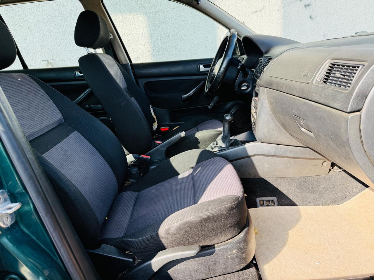 Volkswagen Golf 1.9 TDI/90 CV*NEOPATENTATI*