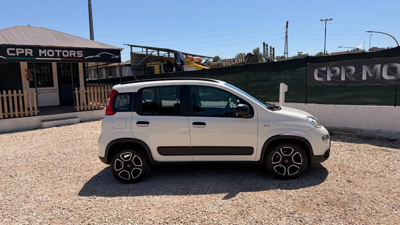 Fiat Panda Cross 1.0 FireFly S&S Hybrid