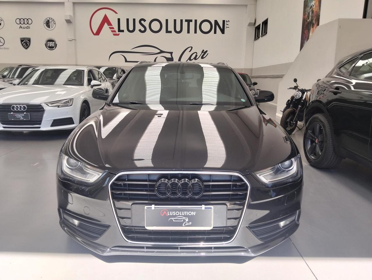 Audi A4 Avant 2.0 TDI S LINE 150 CV