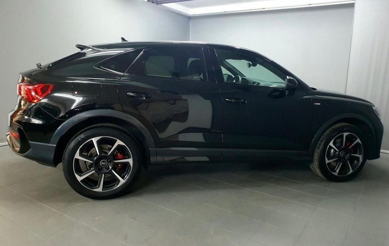 Audi Q3 40tdi S tronic S line edition 200cv Sonos