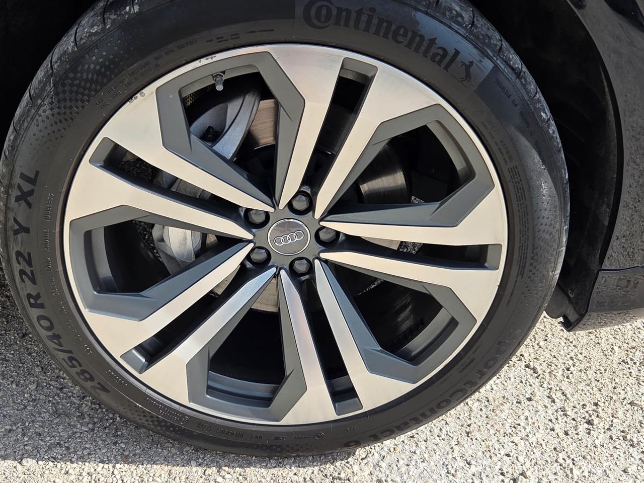 Audi Q8 50 TDI QUATTRO S LINE "FULL OPTIONAL"