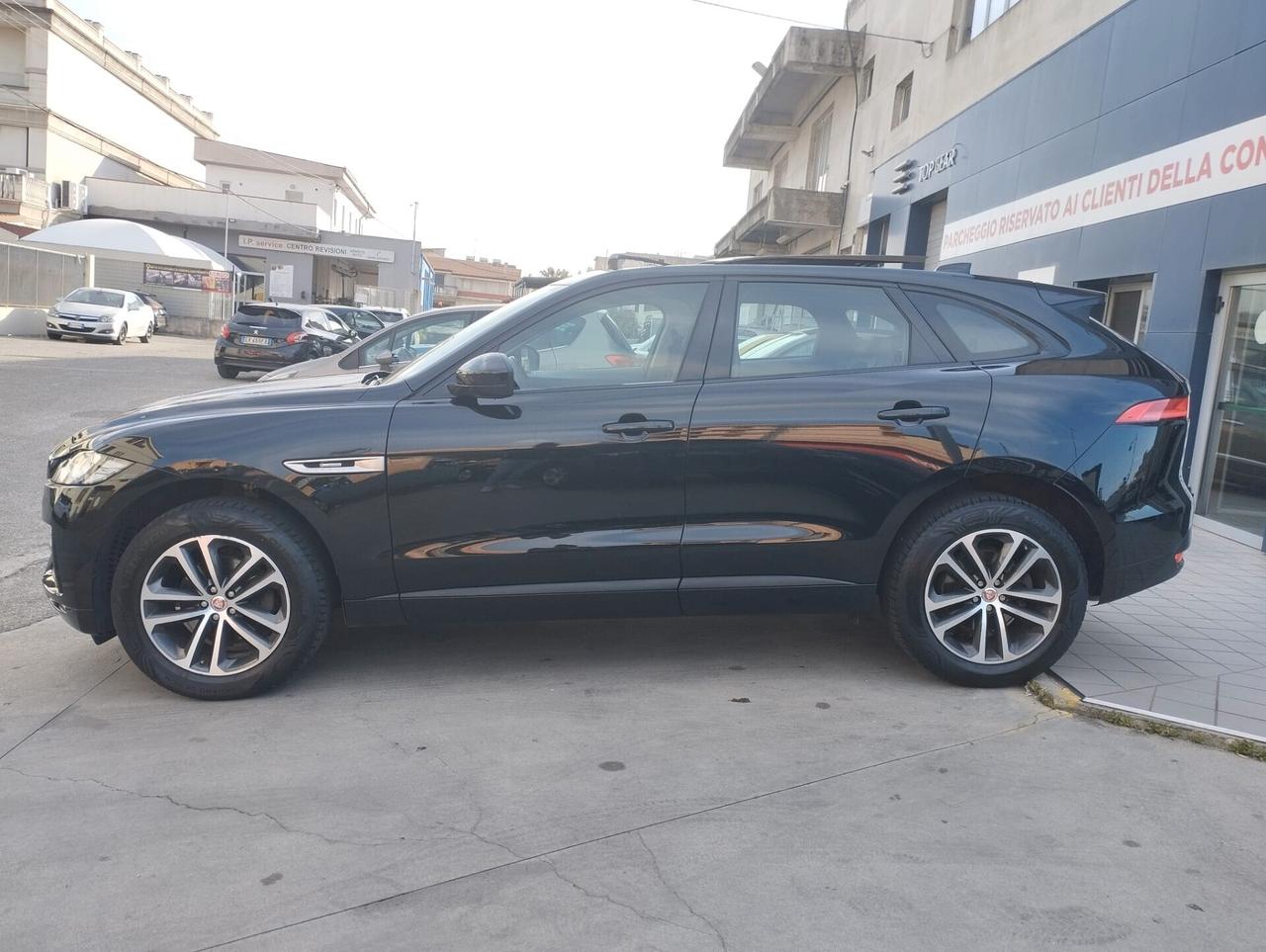 Jaguar F-Pace 2.0 D 180 CV AWD aut. R-Sport