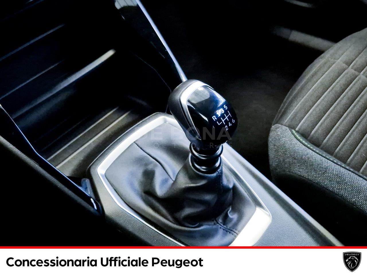 Peugeot 2008 1.2 puretech active s&s 100cv