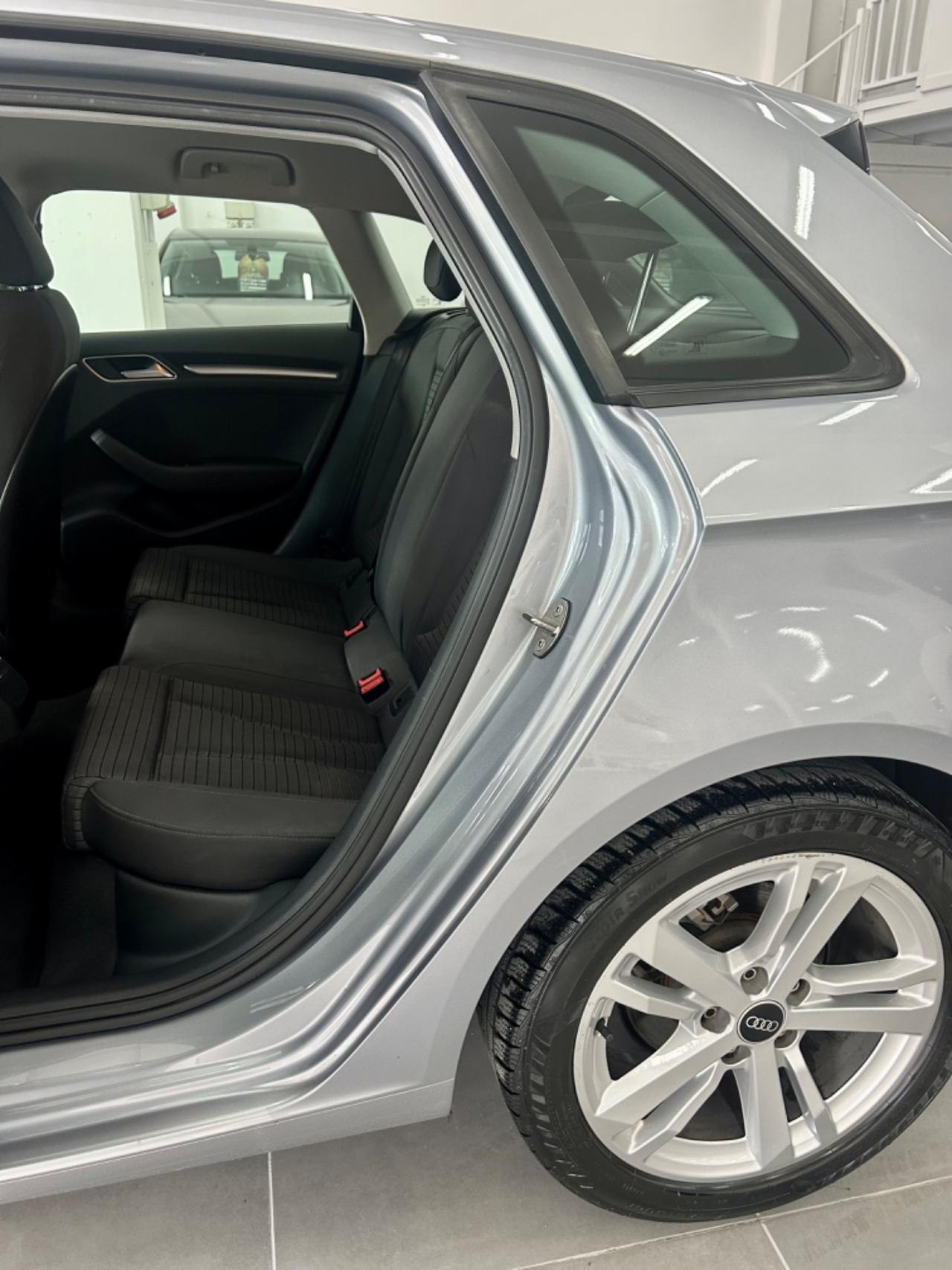 Audi A3 1.6 TDI S tronic FINANZIABILE