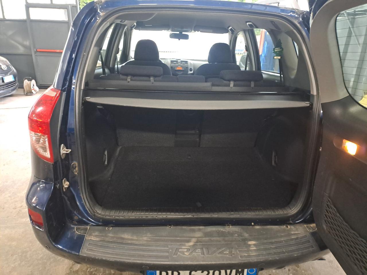 Toyota RAV 4 RAV4 2.2 D-4D 136 CV Luxury