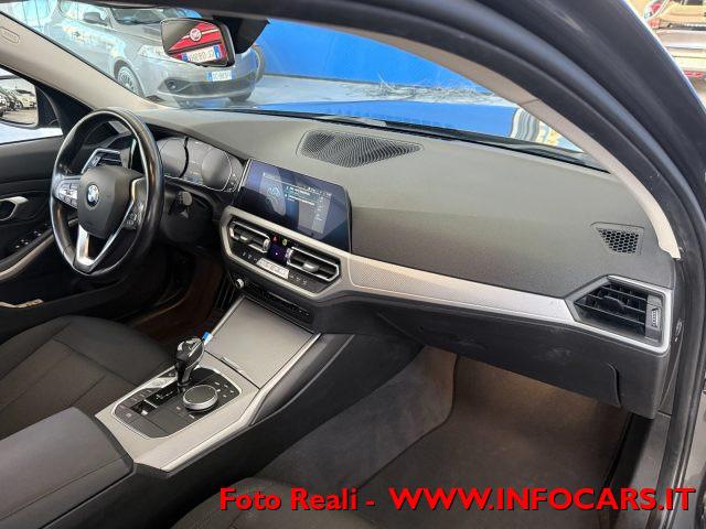 BMW 330 e Touring Business Advantage - PROMO