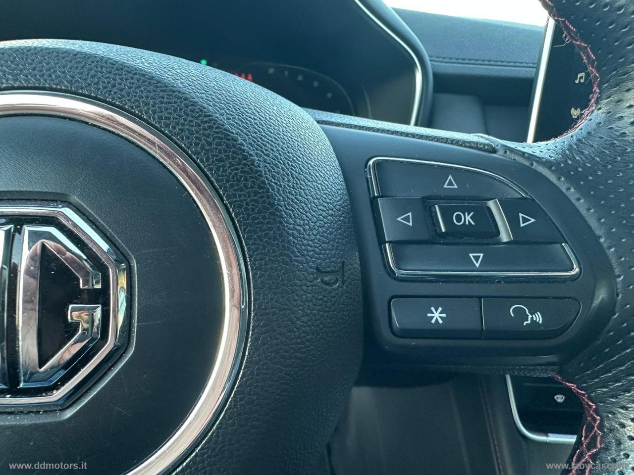 MG HS 1.5T-GDI AT Luxury CAMBIO AUTOMATICO