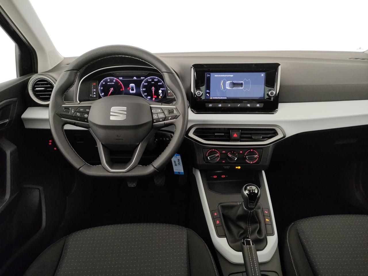 SEAT Arona 2022 - Arona 1.0 ecotsi Black Edition 95cv