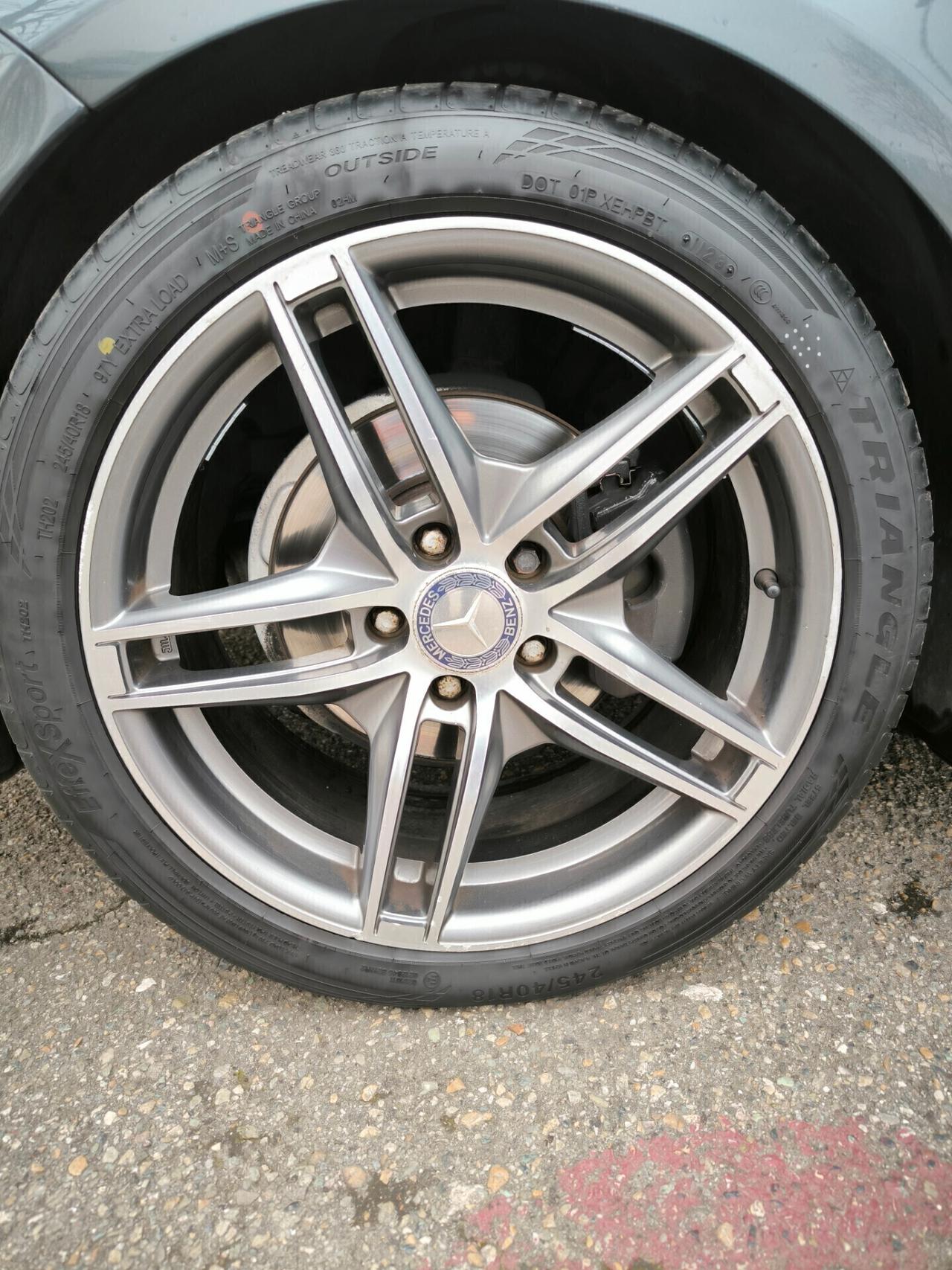 Mercedes-benz E 220 CDI BlueEFFICIENCY Avantgarde AMG