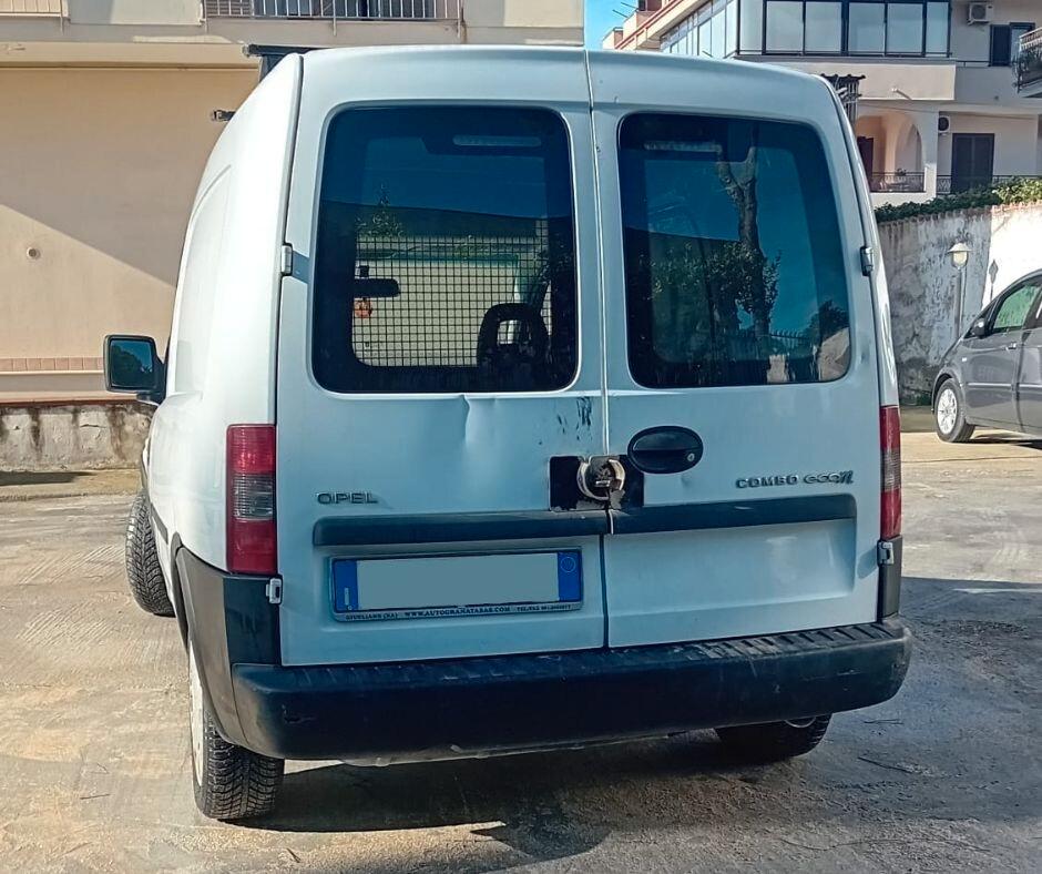Opel Combo C Van benzina/metano