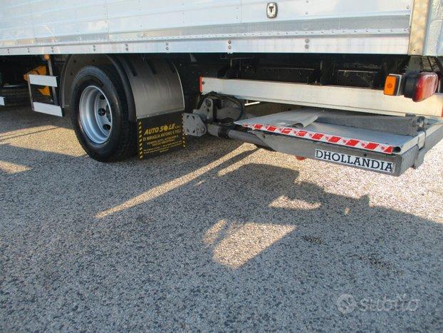 Iveco EUROCARGO 140/25 E5 FURGONE L 7.20M+PEDANA R