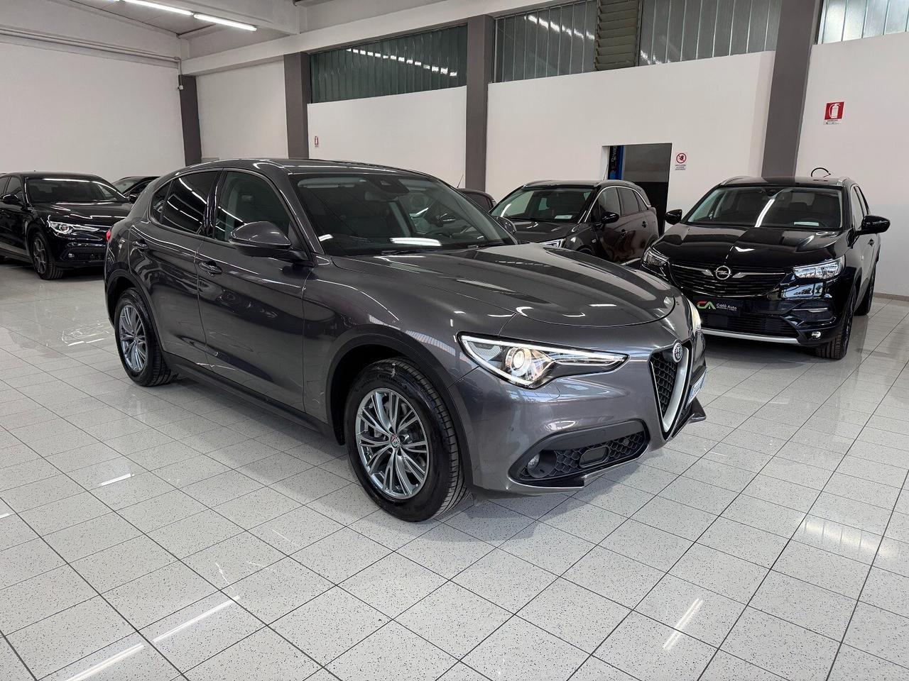 Stelvio 2.2 190CV AT8 Q4 NAVI VETRI SCURI BELLA