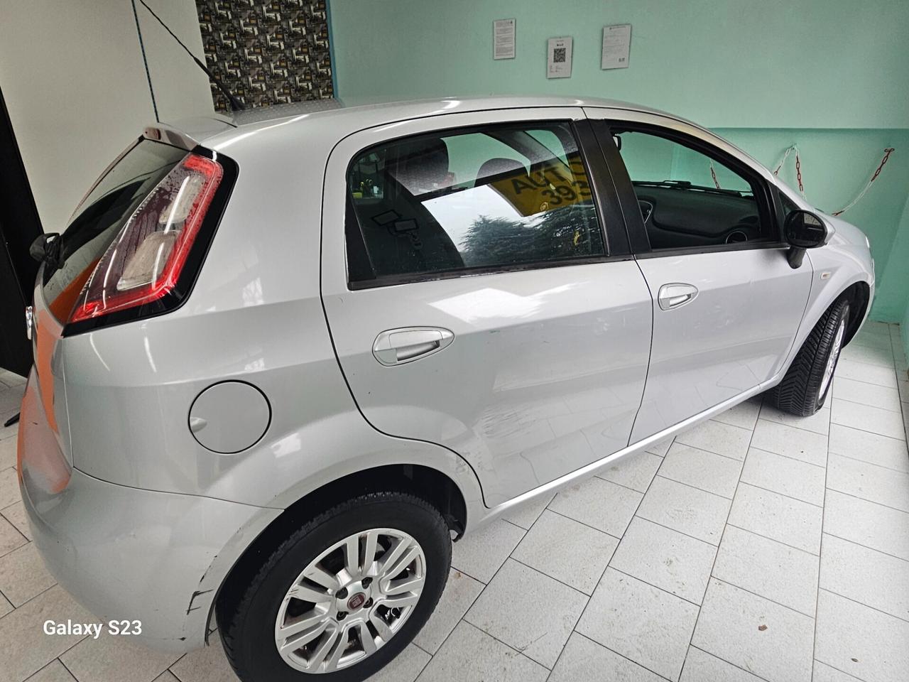 Fiat Punto 1.4 8V 5 porte Natural Power Street