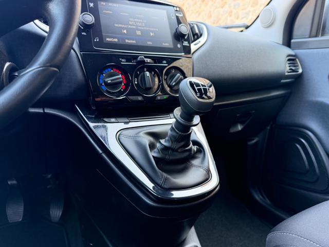 LANCIA Ypsilon GOLD+NAVI CARPLAY+SENSORI+LED
