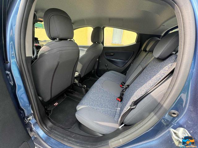 LANCIA Ypsilon 1.0 FireFly 5 porte S&S Hybrid Silver Plus