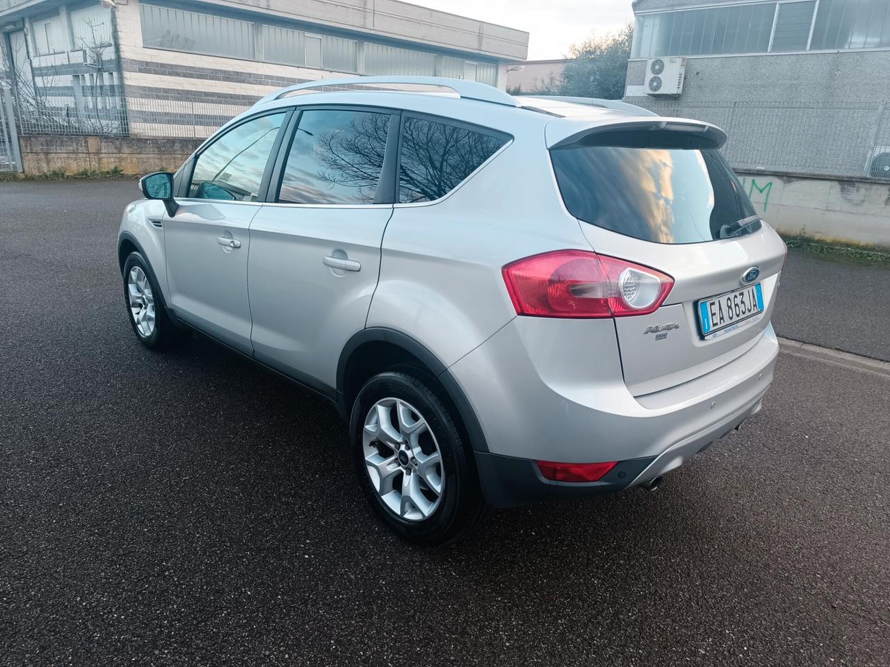 Ford Kuga 2.0 TDCi SOLAMENTE 146.000 KM