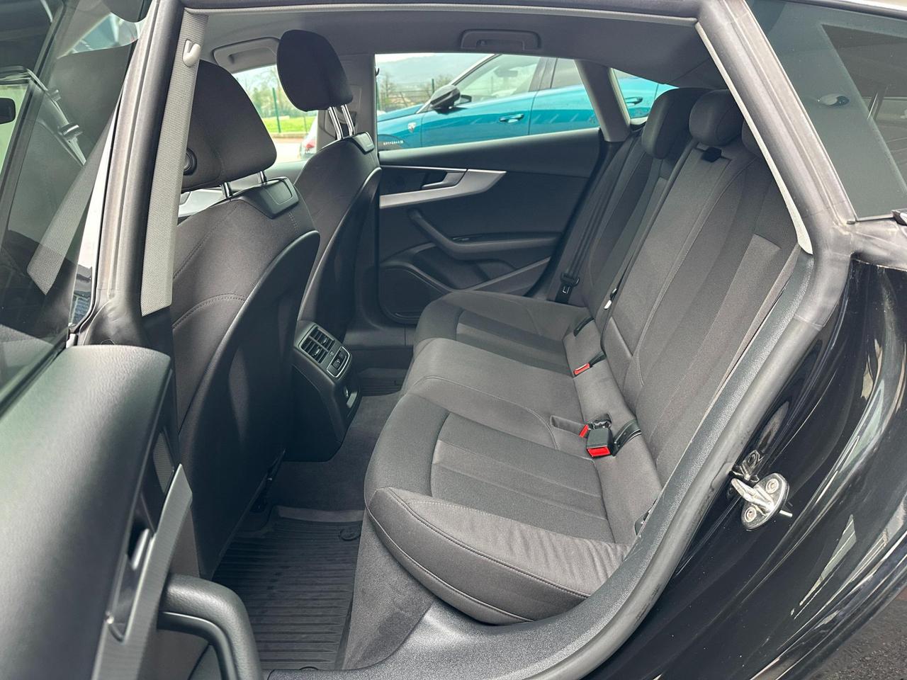 Audi A5 Sportback 40 2.0 tdi Business Sport 190cv s-tronic