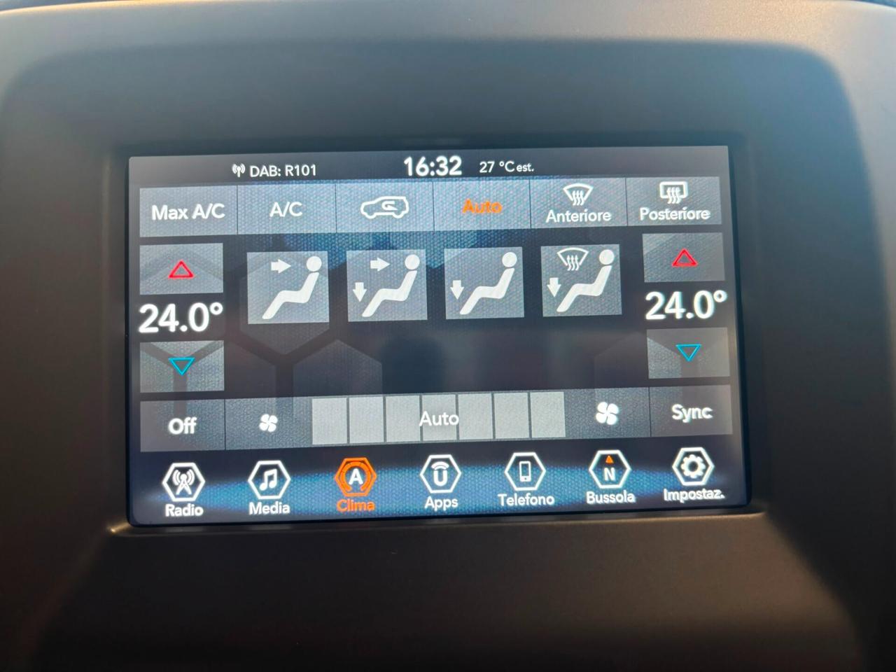 Jeep Compass LONGITUDE 1.4 MultiAir 2WD 44000 KM