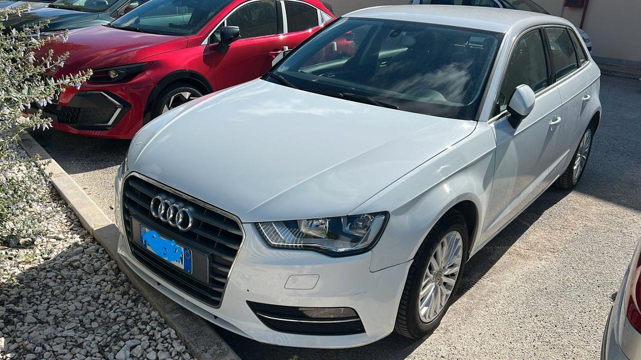 Audi A3 1.6 TDI clean diesel Ambiente