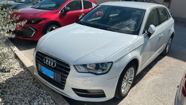 Audi A3 1.6 TDI clean diesel Ambiente