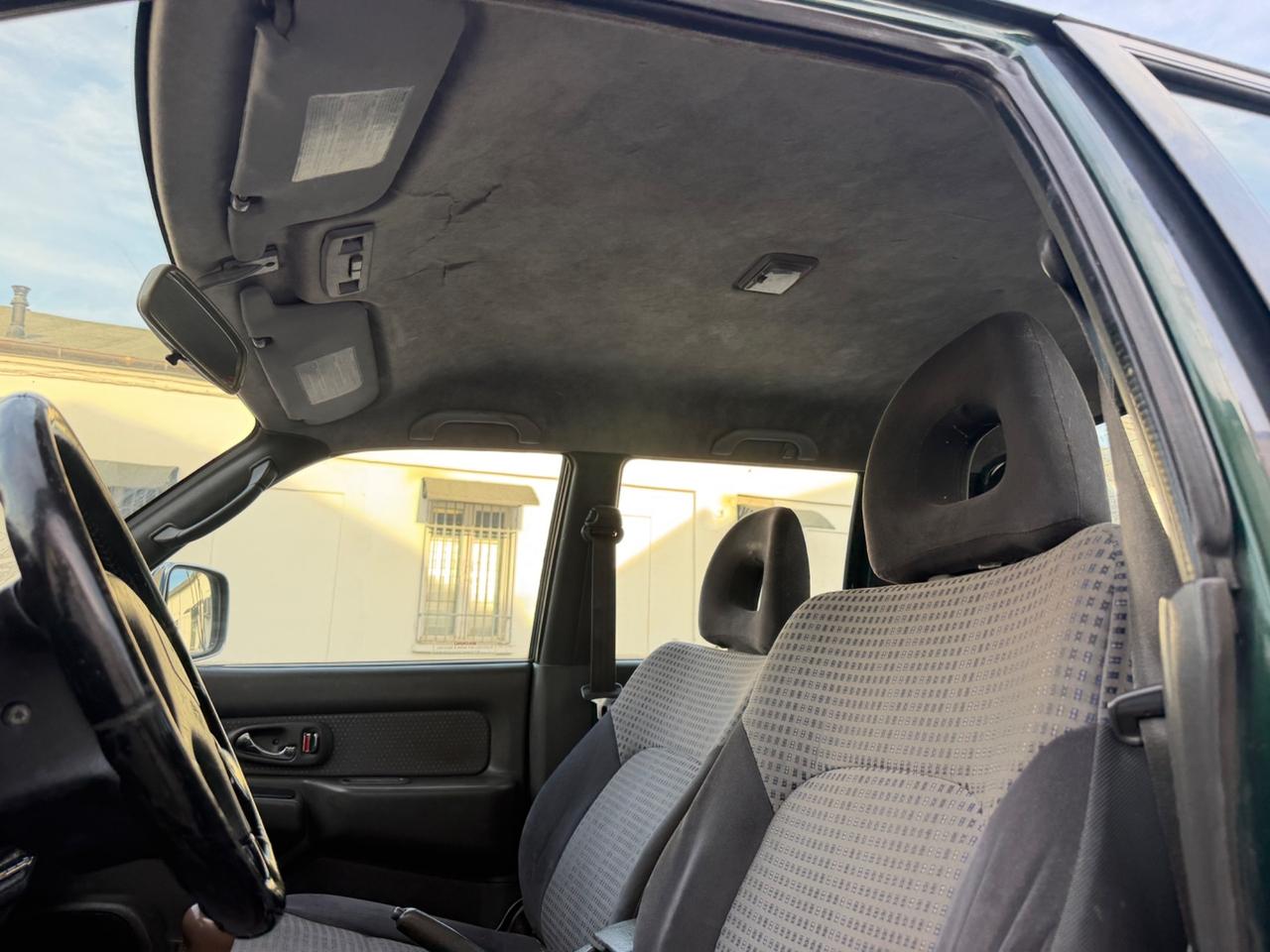Mitsubishi L200 2.5 TDI 4WD Club Cab Pick-up GLS