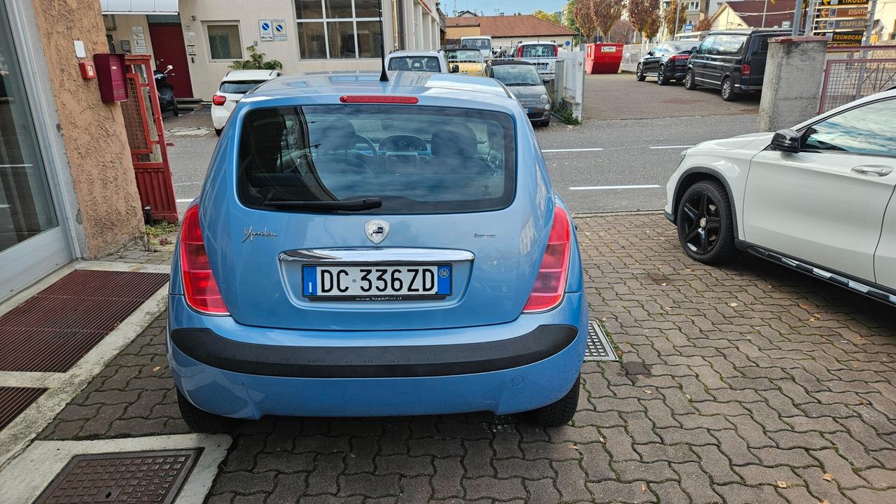 Lancia Ypsilon 1.2 8v CLIMA - NEOPATENTATI