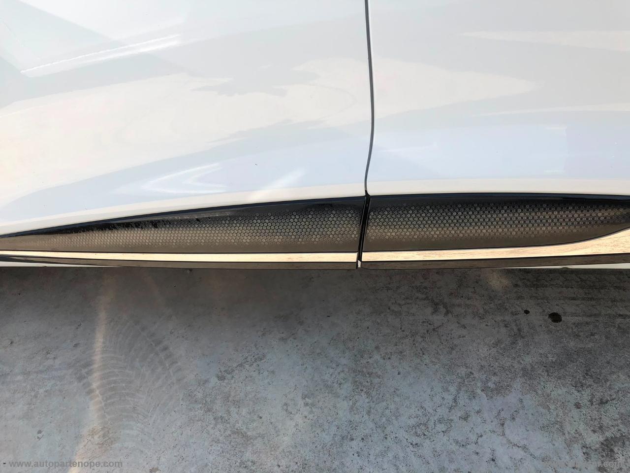 RENAULT Clio dCi 8V 75CV 5p. Moschino Intens