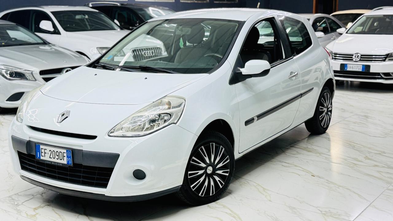 Renault Clio 1.2 16V 3porte Luxe 65.000KM