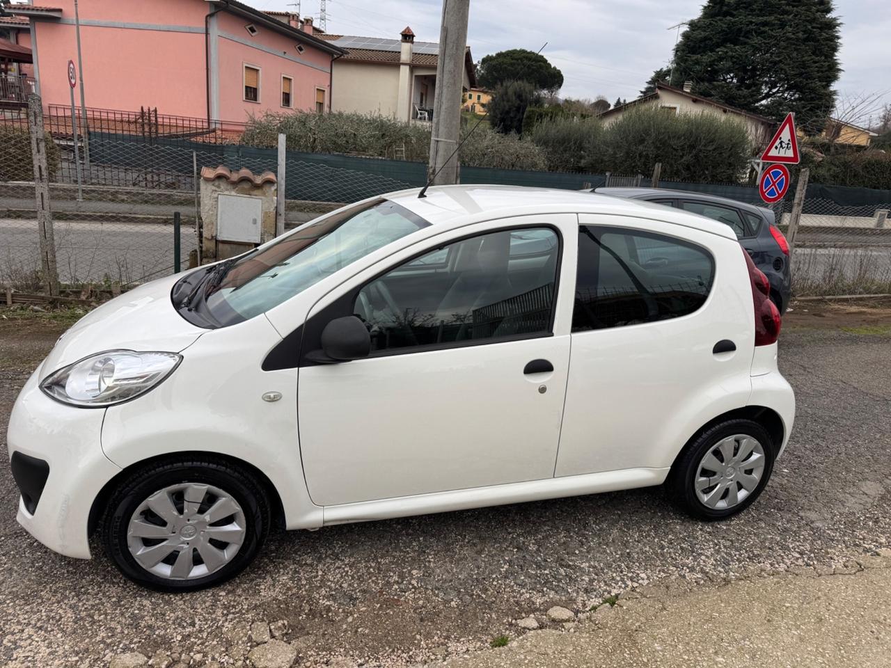 Peugeot 107 1.0 68CV 5p. Active NEOPATENTATI