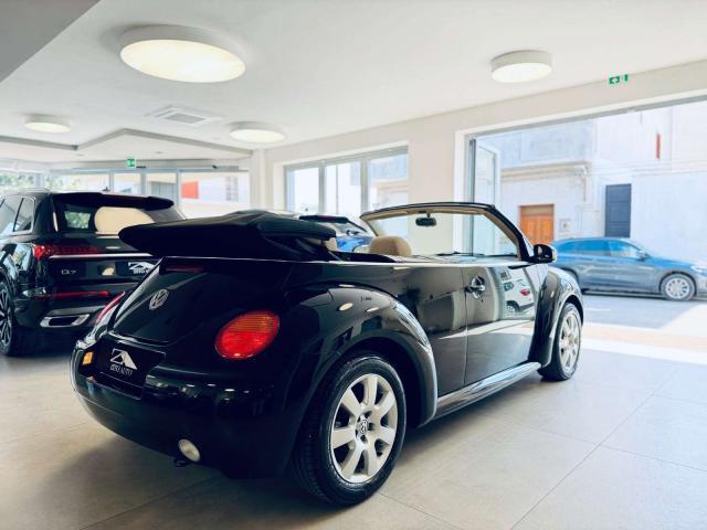Volkswagen New Beetle Cabrio 1.6
