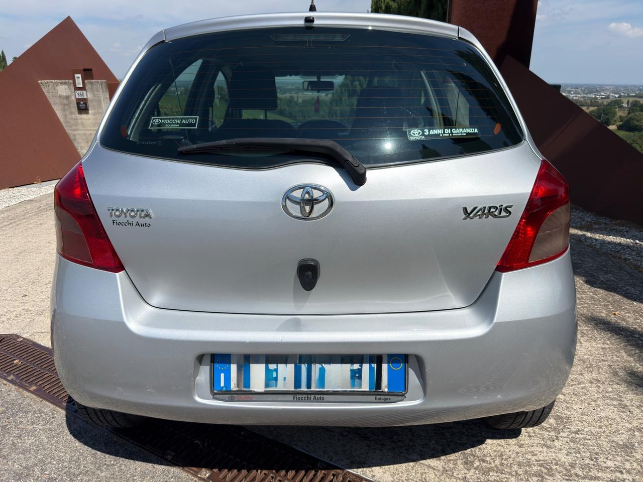 Toyota Yaris 1.3 5 porte Sol PERFETTA