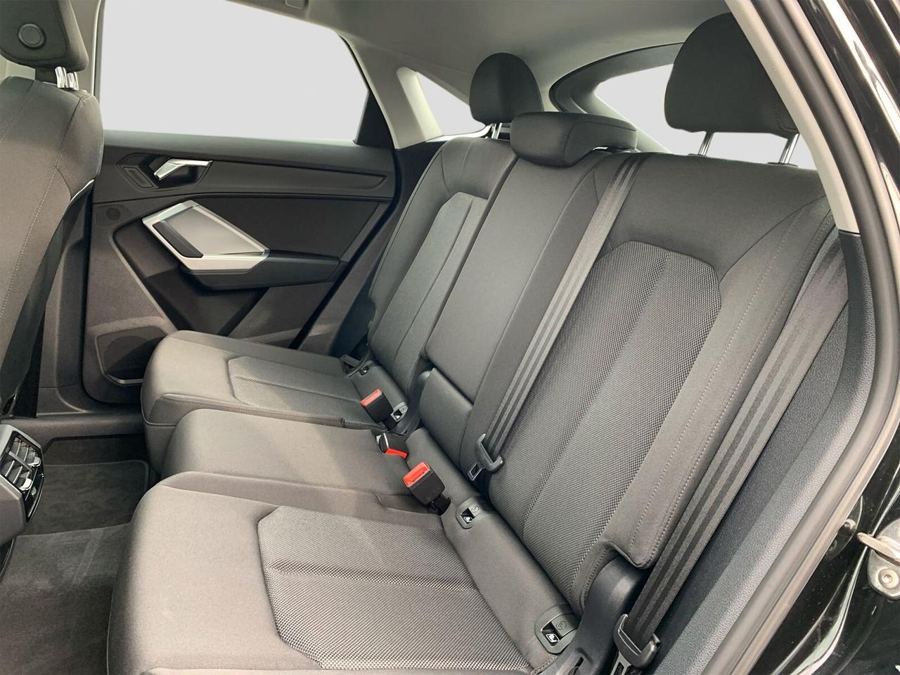 Audi Q3 40 TFSI quattro S tronic S line edition
