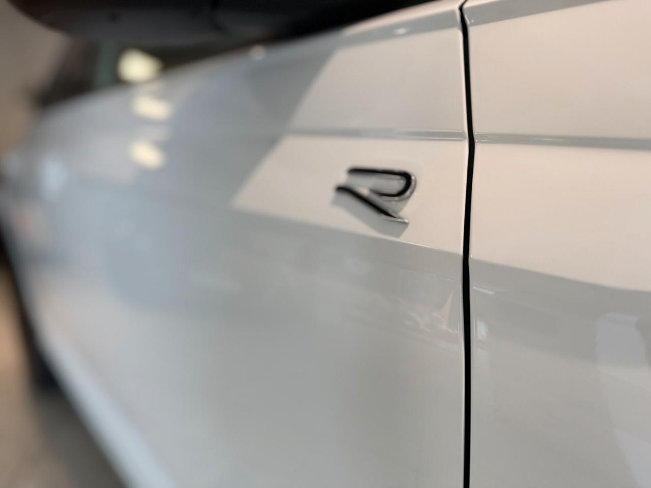 Volkswagen Taigo 1.0 TSI 115 CV DSG R-Line