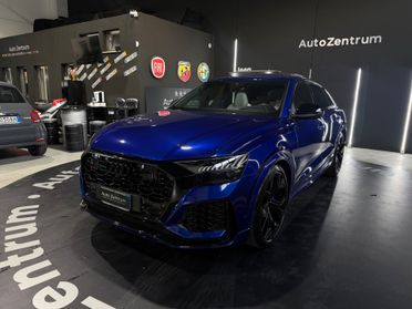 Audi Q8 RS TFSI V8 quattro tiptronic